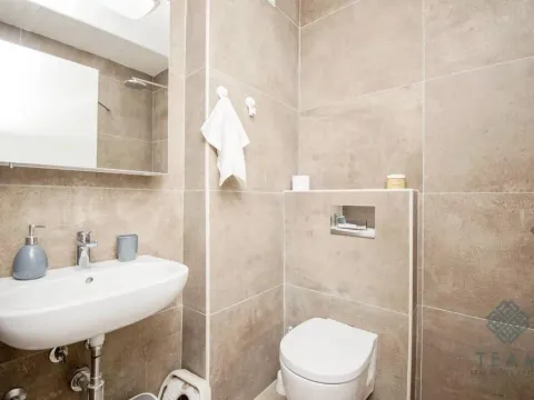 Sale, one bedroom apartment, 46m², Bulevar, Budva - image 7