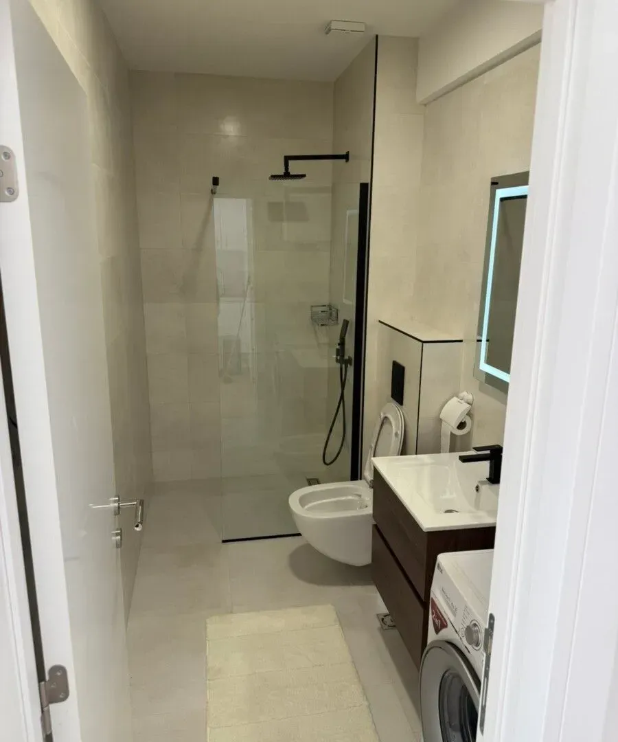 Rent, one bedroom apartment, 40m², Bečići, Budva