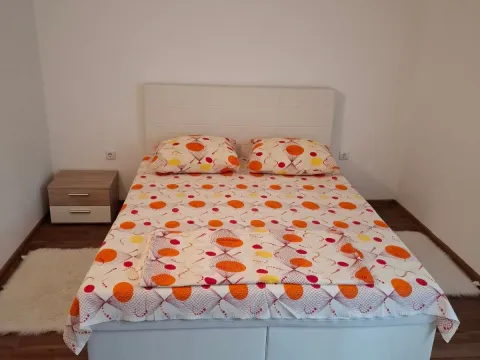 Rent, two bedroom apartment, 90m², Mrčevac, Tivat - image 6