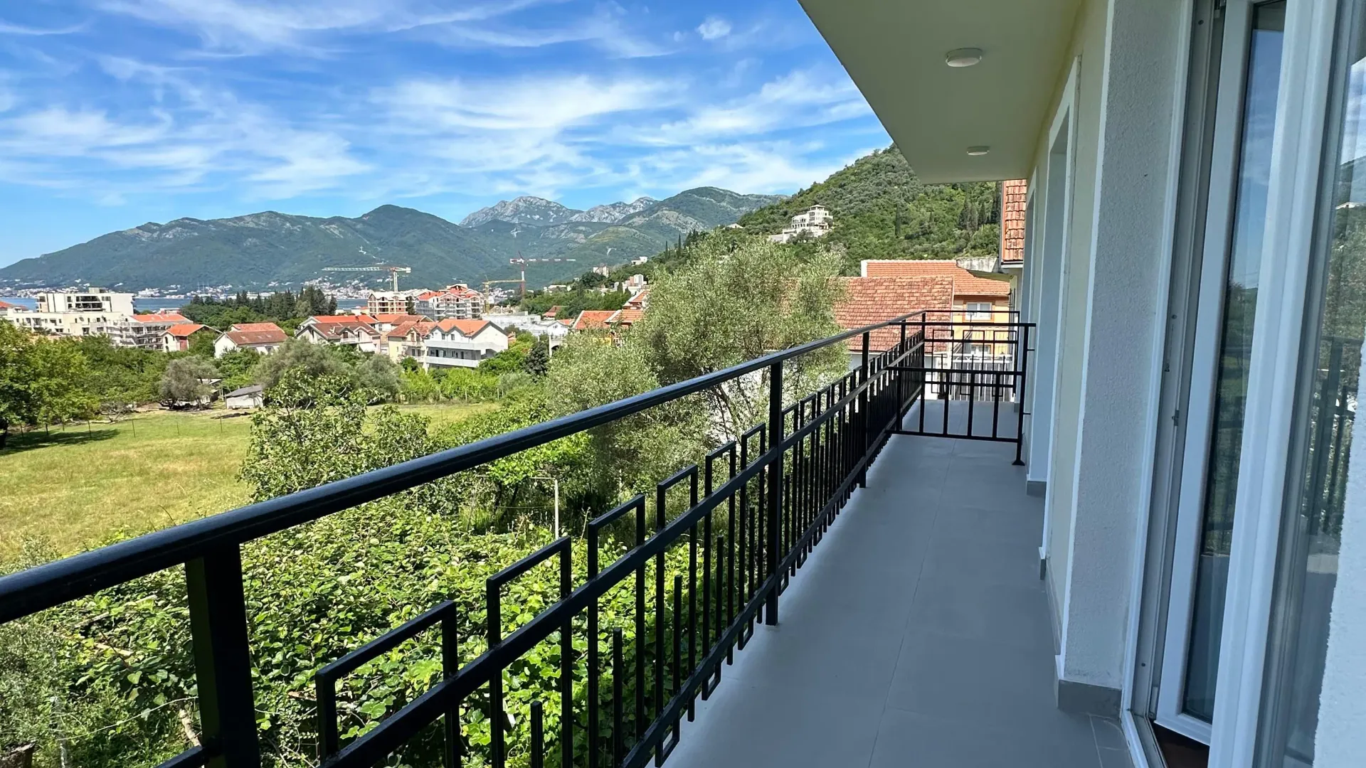 Rent, one bedroom apartment, 38m², Seljanovo, Tivat