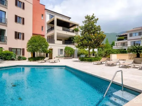 Prodaja, jednosoban stan, 68m², Porto Montenegro, Tivat - image 6