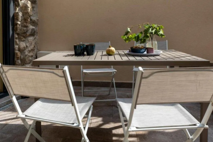 Prodaja, kuća, 111m², Škaljari, Kotor