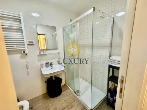 Izdavanje, jednosoban stan, 43m², City Kej, Podgorica - image 4