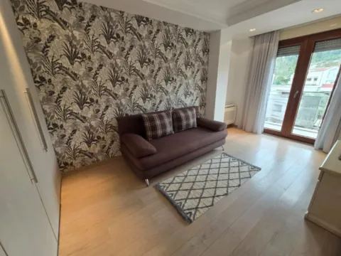 Izdavanje, trosoban stan, 265m², Gorica C, Podgorica - image 12