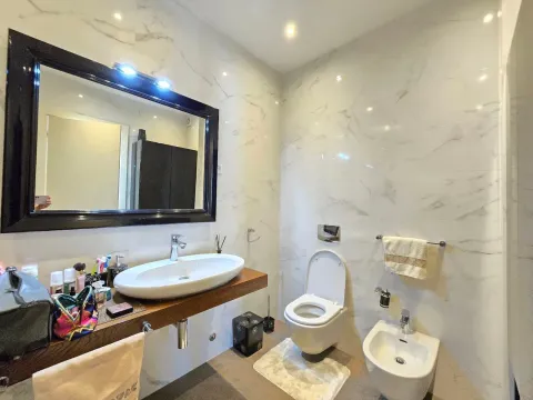 Prodaja, dvosoban stan, 125m², Budva, Crna Gora - image 7