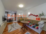 Prodaja, četvorosoban stan, 89m², Stari Grad, Beograd - image 1