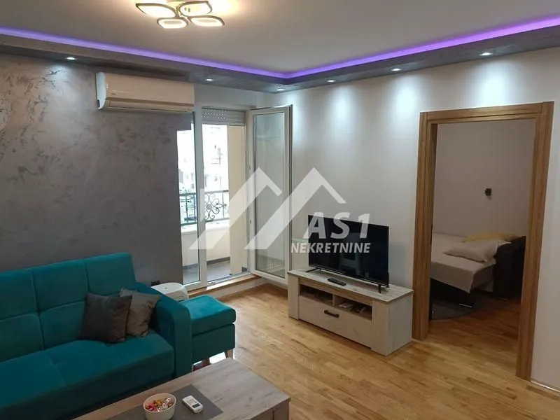 Rent, two bedroom apartment, 42m², Salajka, Novi Sad Sve Podlokacije