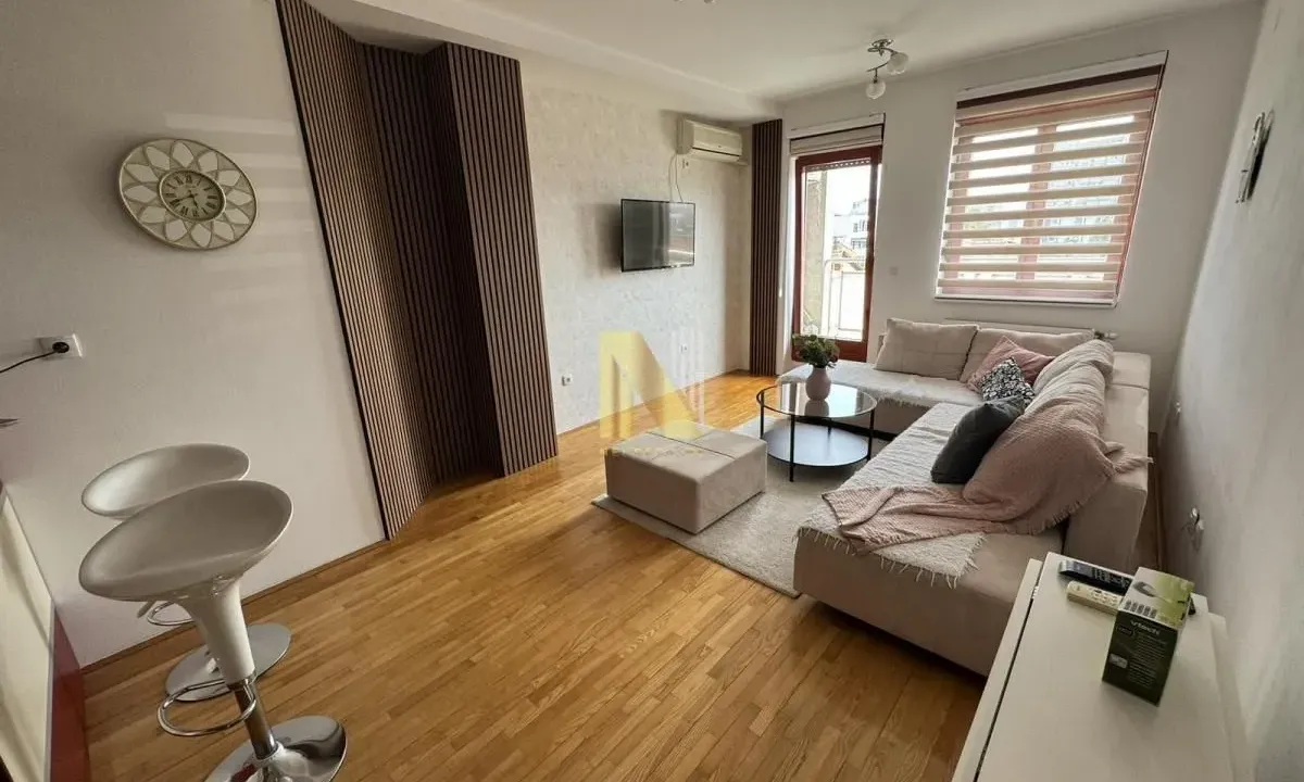 Rent, one bedroom apartment, 45m², Bulevar patrijarha Pavla, Novi Sad Sve Podlokacije