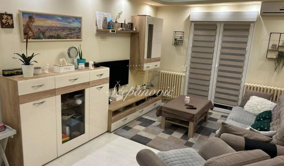 Prodaja, trosoban stan, 64m², Novi Sad Sve Podlokacije, Novi Sad