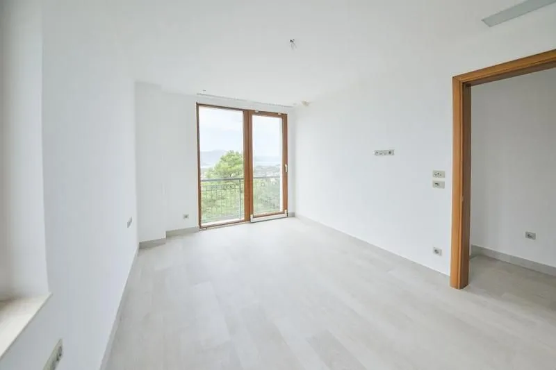 Prodaja, kuća, 320m², Tivat, Crna Gora