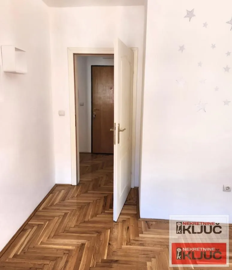 Izdavanje, jednosoban stan, 56m², Grbavica, Novi Sad Sve Podlokacije