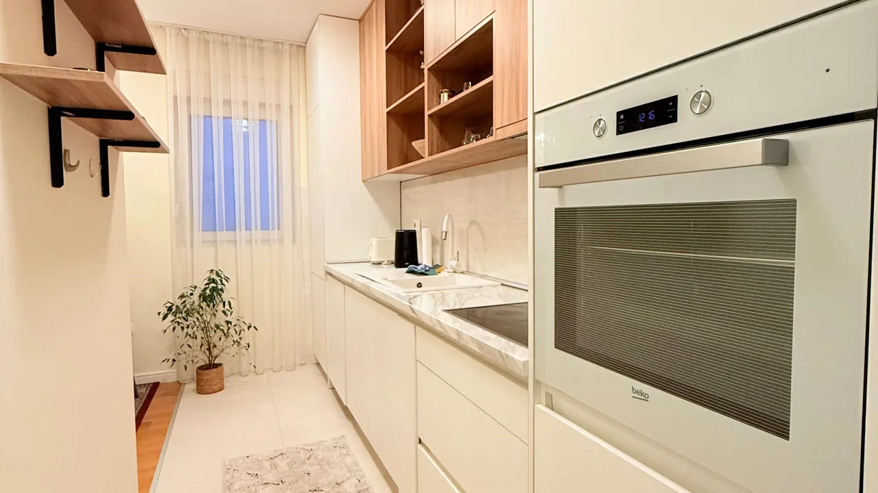 Rent, three bedroom apartment, 94m², Central Point, Podgorica