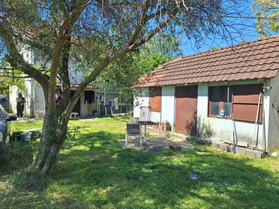 Prodaja, plac, 1075m², Zlatica, Podgorica