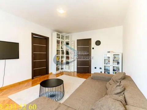Prodaja, trosoban stan, 68m², Stari Grad, Beograd - image 3