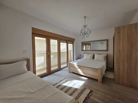 Sale, one bedroom apartment, 74m², Pržno, Budva - image 3