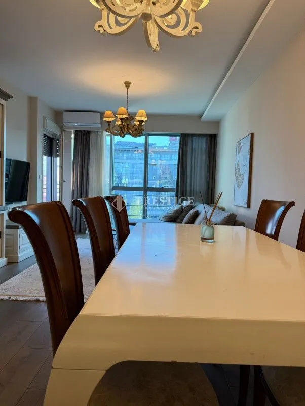 Izdavanje, dvosoban stan, 75m², Preko Morače, Podgorica