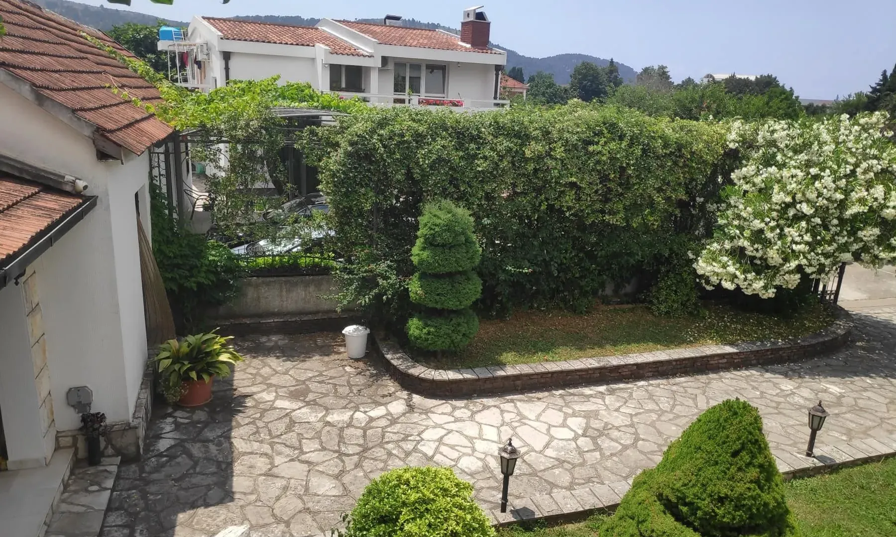 Sale, house, 216m², Bar, Crna Gora
