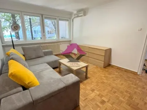 Izdavanje, dvosoban stan, 56m², Brace Jerković, Voždovac Sve Podlokacije - image 2