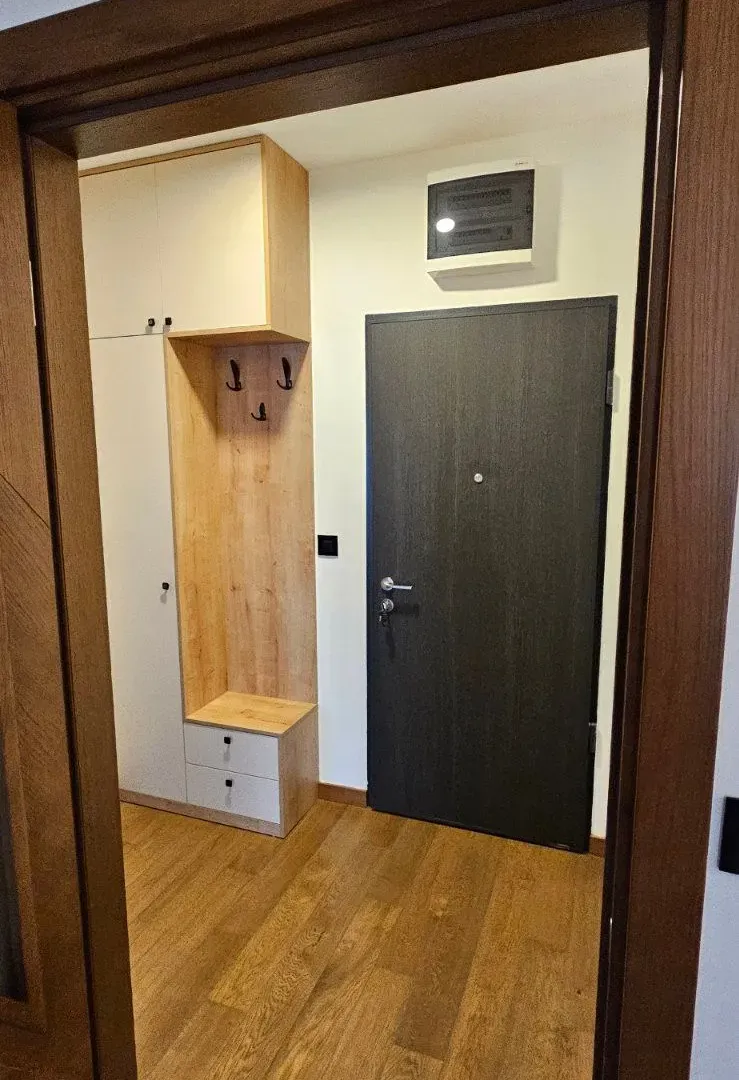 Izdavanje, jednosoban stan, 48m², Ljubović, Podgorica