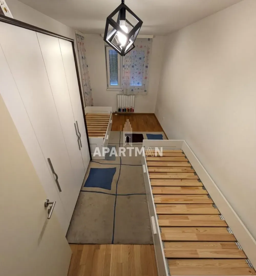 Rent, three bedroom apartment, 84m², Voždovac Sve Podlokacije, Beograd