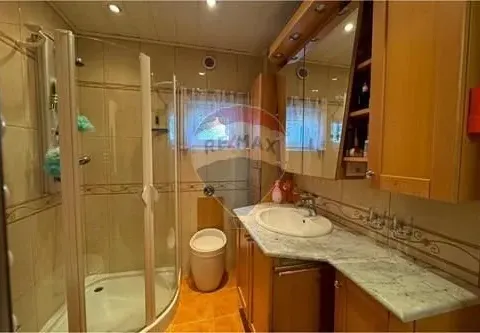 Sale, house, 1874m², Centar, Bar - image 17