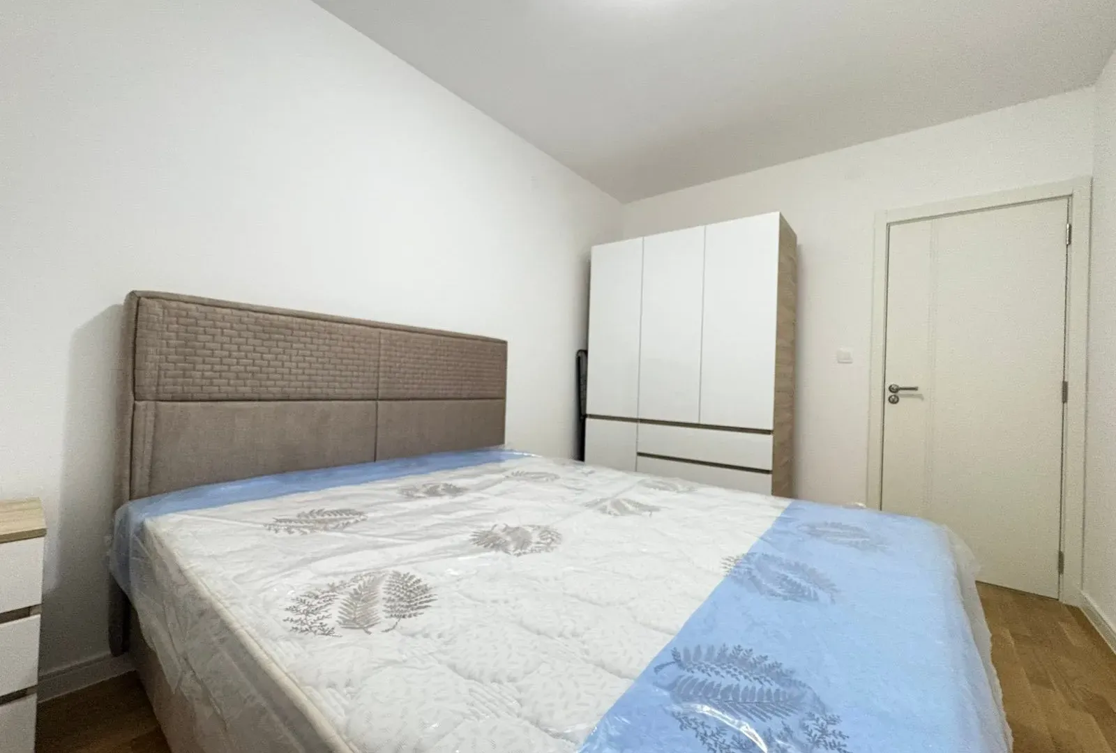Rent, one bedroom apartment, 42m², Stari Aerodrom, Podgorica