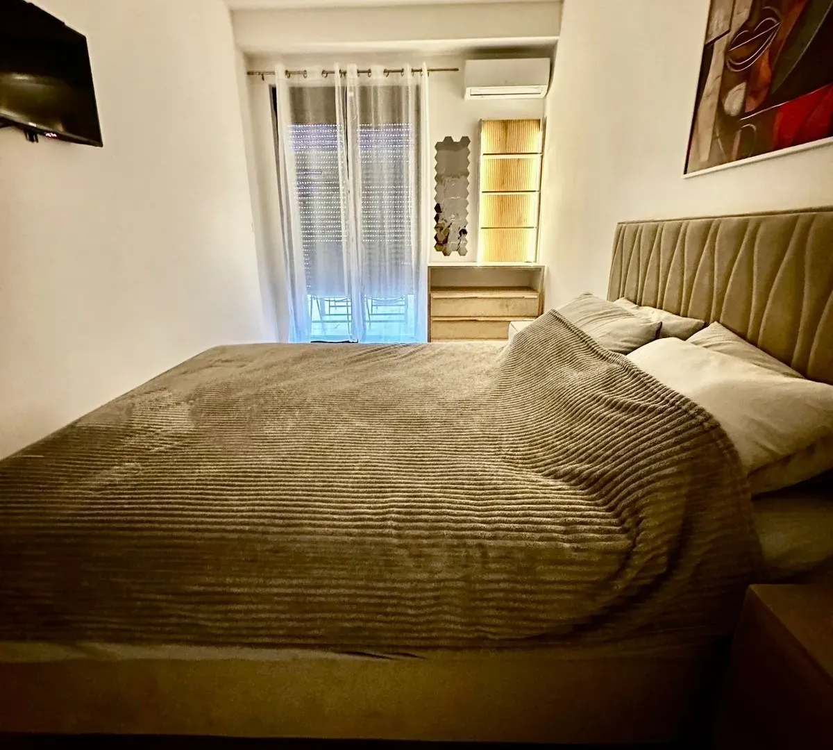 Rent, one bedroom apartment, 48m², Dobrota, Kotor