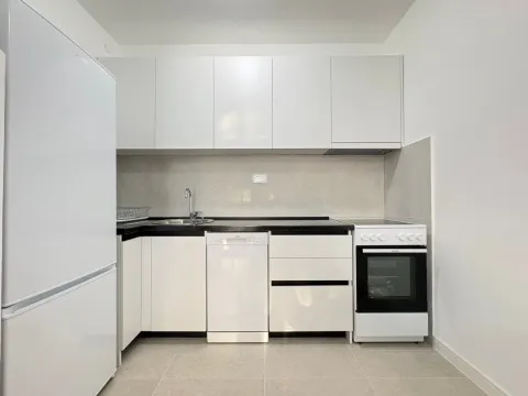 Rent, one bedroom apartment, 42m², Stari Aerodrom, Podgorica - image 4