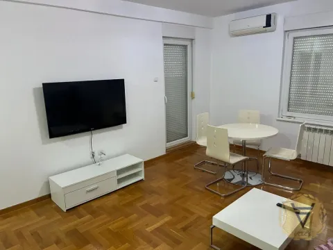 Two Bedroom Apartment for Rent, 45m2, Tašmajdan, Palilula, Beograd