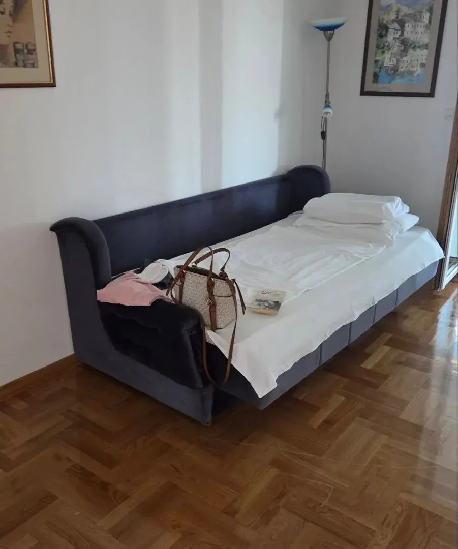 Rent, two bedroom apartment, 87m², Zaobilaznica, Budva