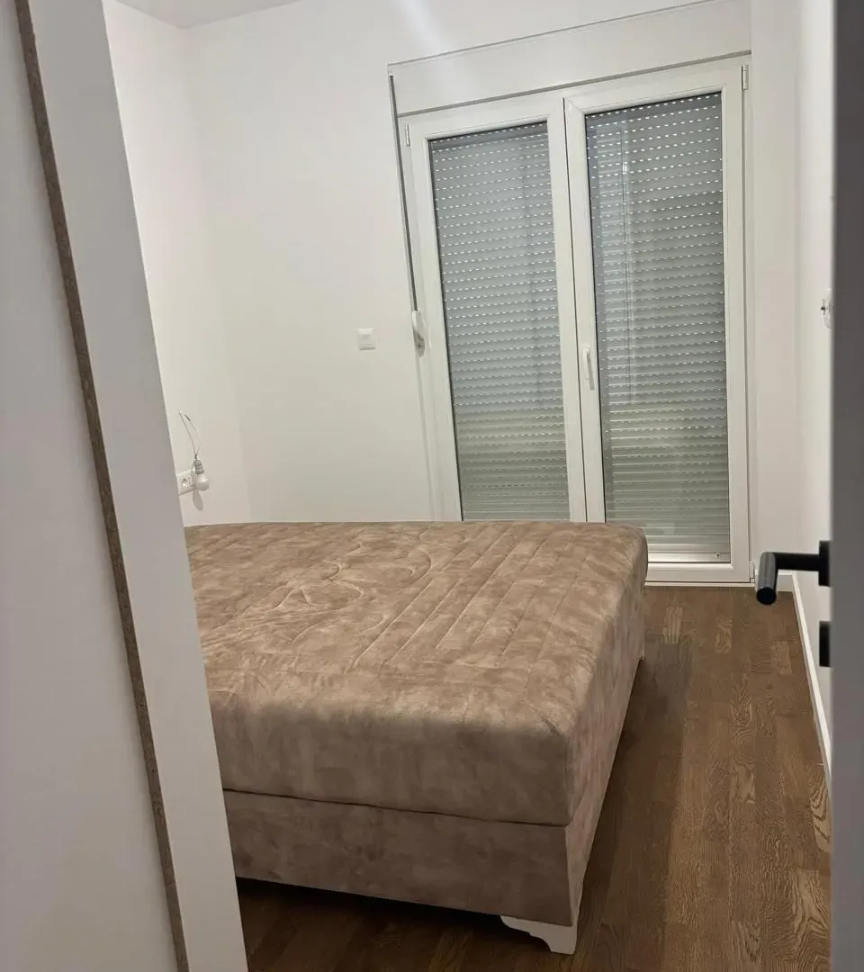 Rent, one bedroom apartment, 65m², Stari Aerodrom, Podgorica