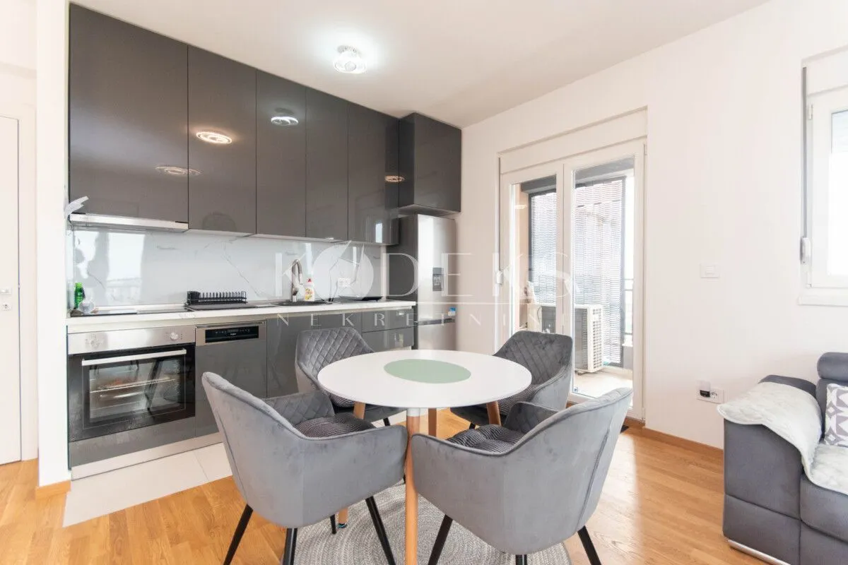 Rent, two bedroom apartment, 65m², Stari Aerodrom, Podgorica