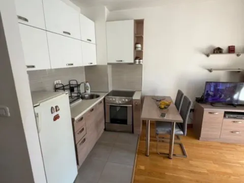 Sale, studio apartment, 39m², City Kvart, Podgorica - image 6