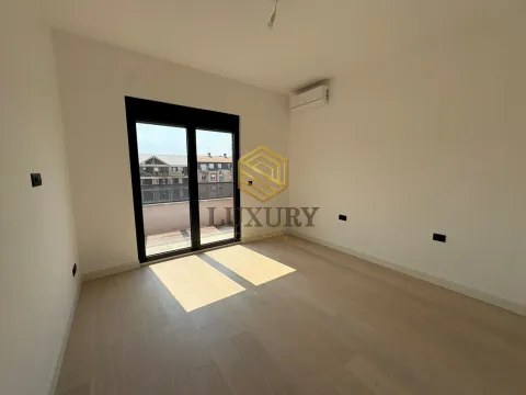 Prodaja, dvosoban stan, 97m², Preko Morače, Podgorica - image 13