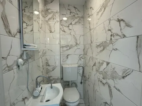 Rent, office space, 48m², Seljanovo, Tivat - image 7