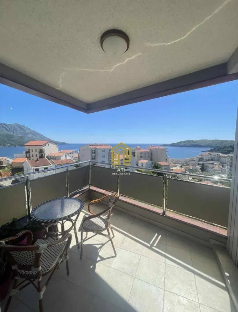 Prodaja, trosoban stan, 98m², Bečići, Budva