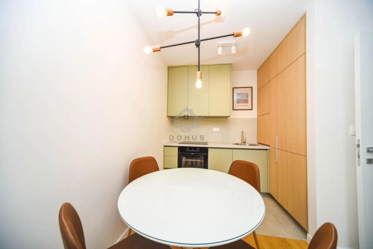 Izdavanje, jednosoban stan, 40m², Pobrežje, Podgorica