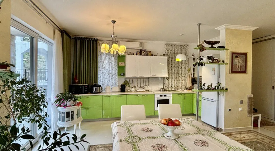 Prodaja, dvosoban stan, 156m², Opatovo, Tivat