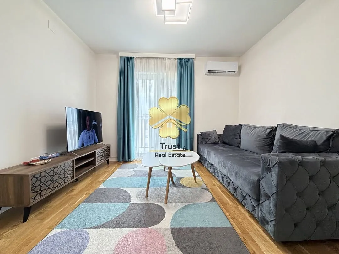 Izdavanje, jednosoban stan, 45m², Pobrežje, Podgorica