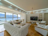 Izdavanje, trosoban stan, 150m², Budva, Crna Gora - image 9
