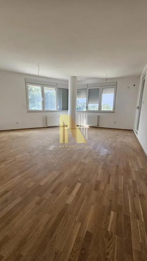 Rent, office space, 102m², Avijatičarsko naselje, Novi Sad Sve Podlokacije