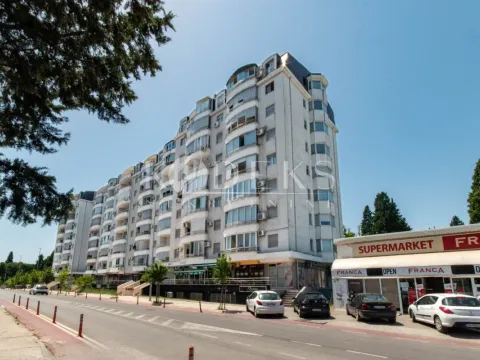 Rent, office space, 11m², Pobrežje, Podgorica - image 3