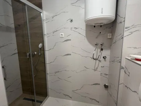 Sale, one bedroom apartment, 44m², Lazi, Budva - image 10