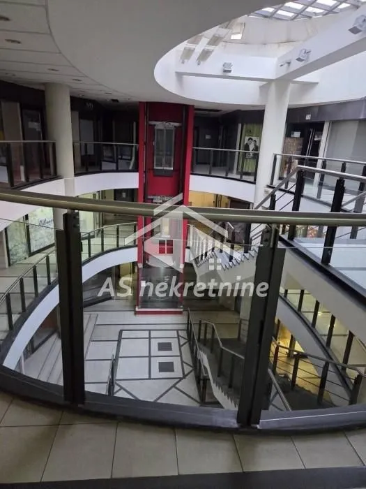 Sale, office space, 20m², Savski Venac, Beograd