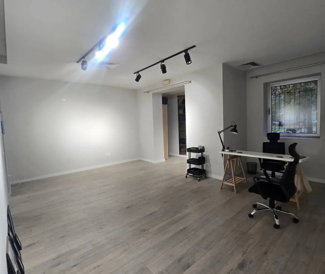 Rent, office space, 55m², Centar, Podgorica