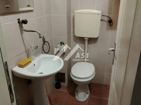 Izdavanje, poslovni prostor, 21m², Detelinara, Novi Sad Sve Podlokacije - image 5
