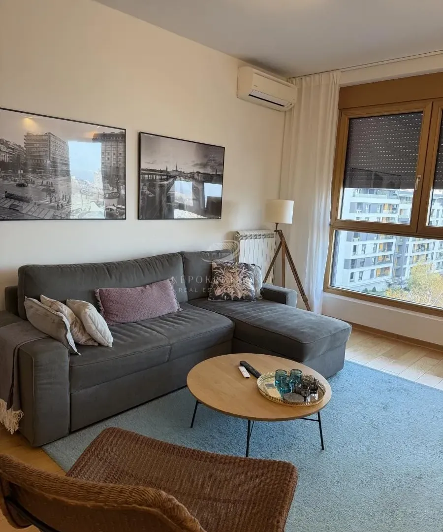 Rent, two bedroom apartment, 54m², Palilula Sve Podlokacije, Beograd