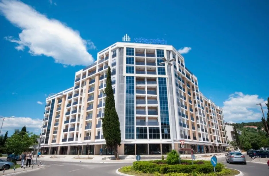 Izdavanje, dvosoban stan, 79m², Preko Morače, Podgorica