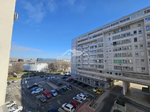 Prodaja, trosoban stan, 101m², Belvil, Beograd - image 15