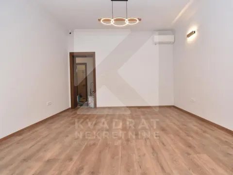 Rent, office space, 70m², Centar, Podgorica - image 3